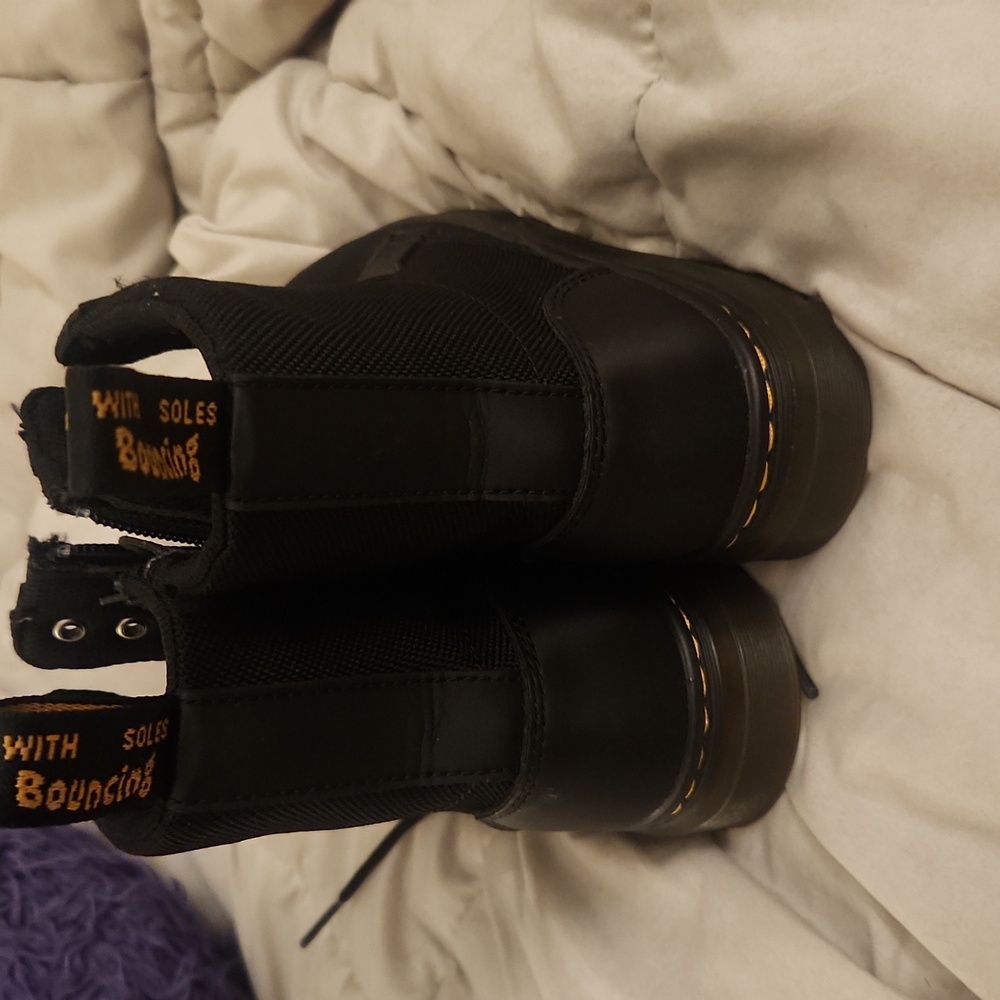 Dr. Martens Black Men's Combat Boots - Picture 2 of 7